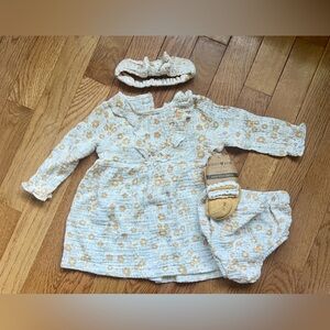 Rabbit Bear Outfit Set 6-9 month